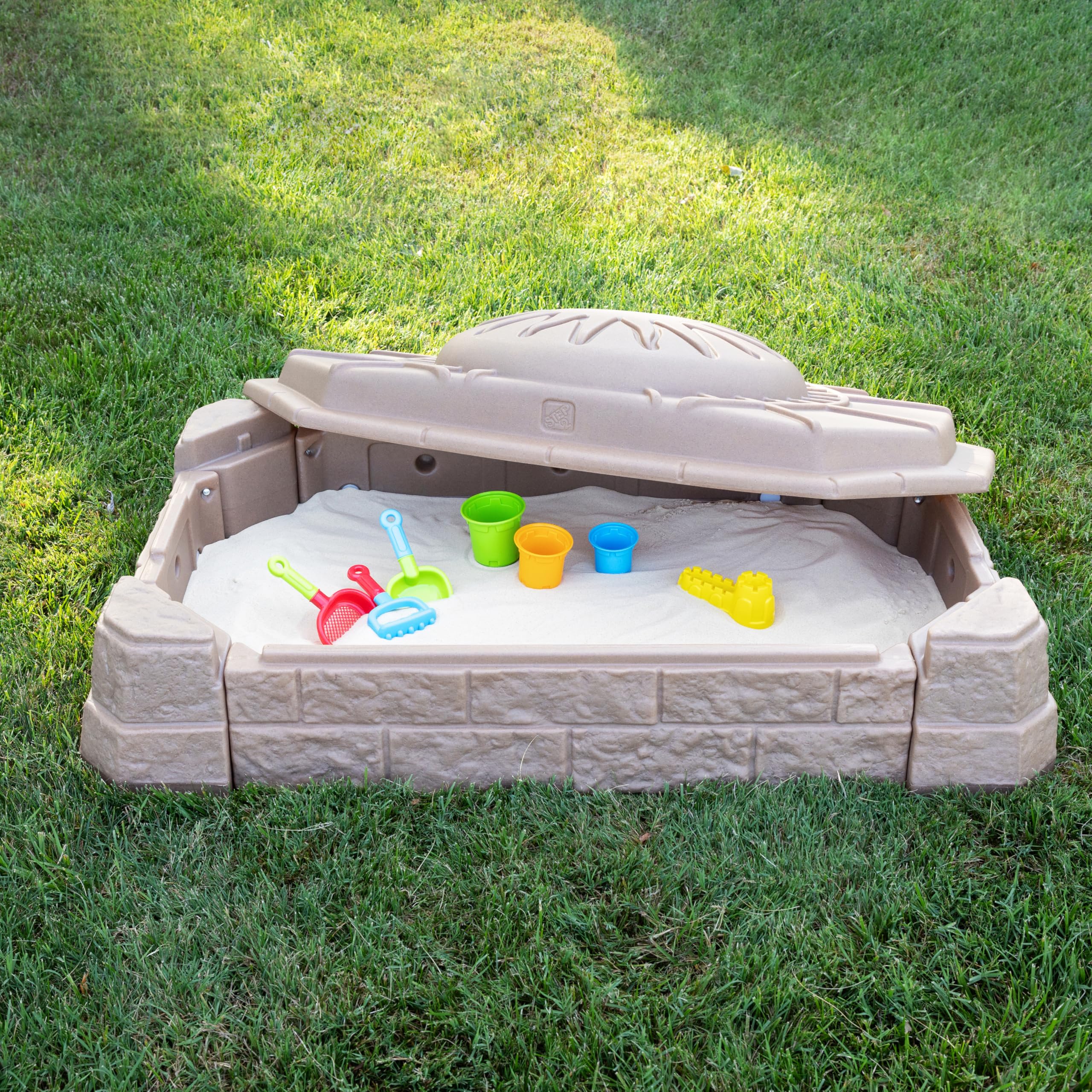 Step2 Naturally Playful Sandbox II, Kids Sand Activity Sensory Play Pit