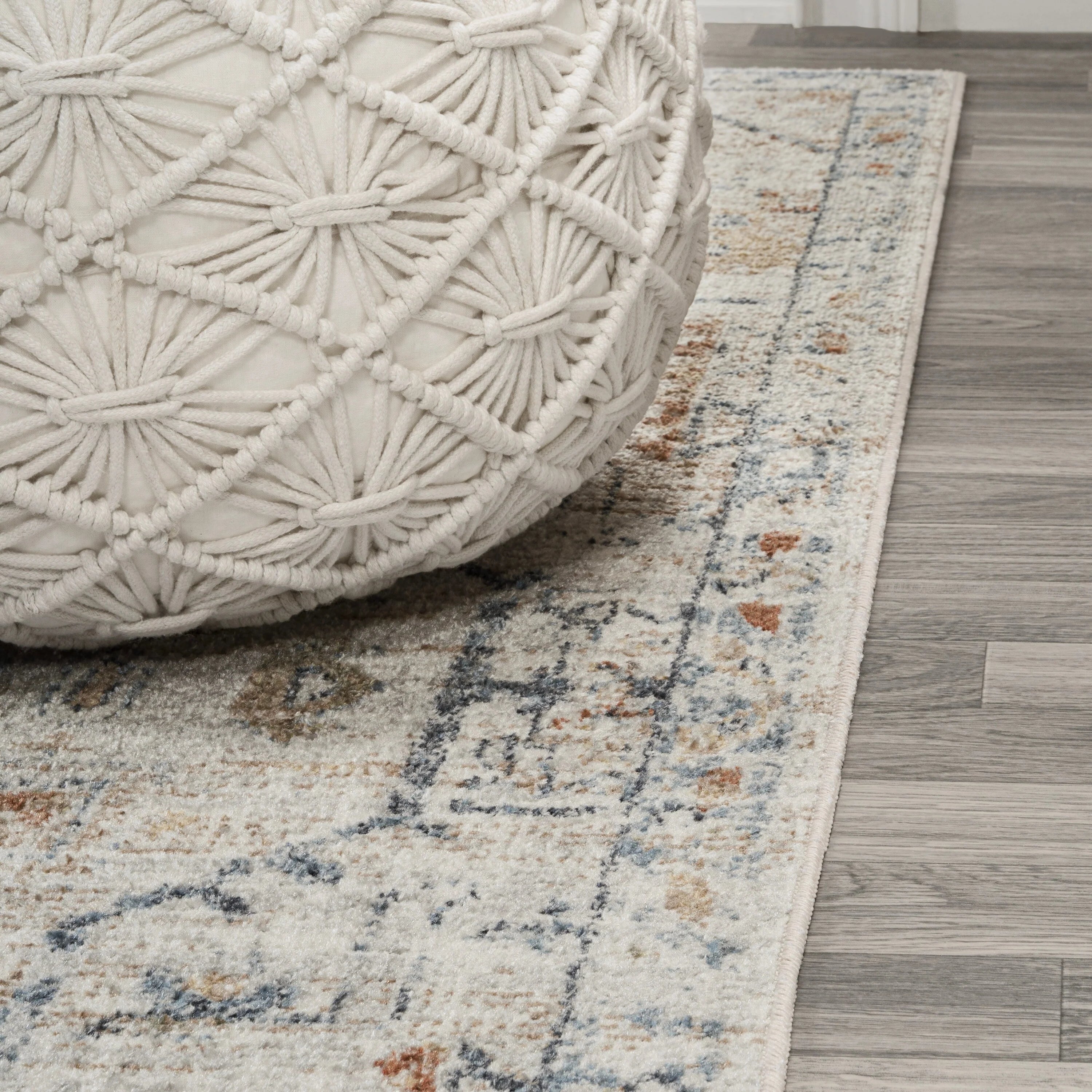 JONATHAN Y Brandy Bohemian Medallion Low-Pile Machine-Washable Cream/Terra Area Rug